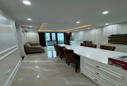 2 Bedroom Service Apartment in Hai Ba Trung, Hanoi – 865 USD/month