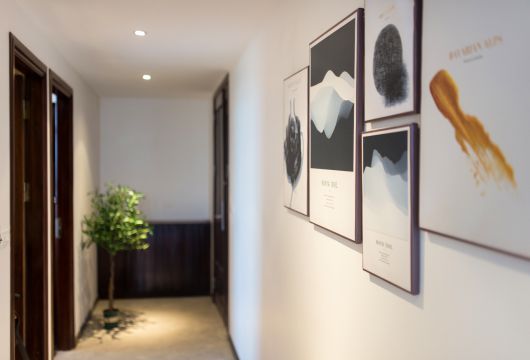 Affordable 2-Bedroom Apartment in Tay Ho, Hanoi – Rent $700/month