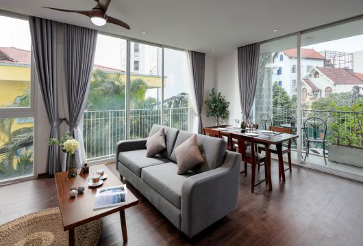 Affordable 2-Bedroom Apartment in Tay Ho, Hanoi – Rent $700/month