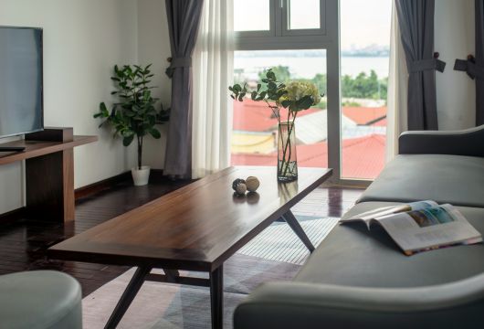 Affordable 2-Bedroom Apartment in Tay Ho, Hanoi – Rent $700/month