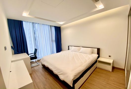 Apartment for rent in Vinhomes Metropolis