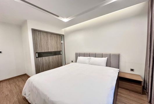 Apartment for rent in Vinhomes Metropolis