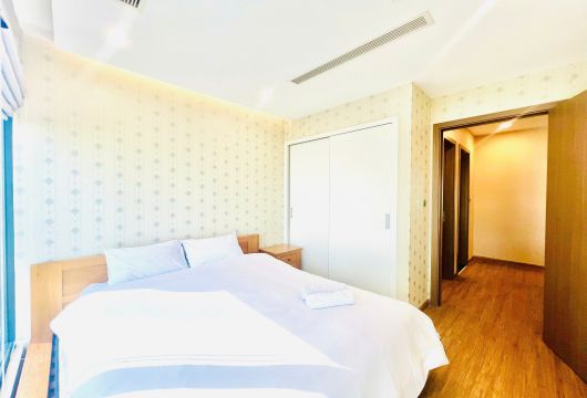 Apartment for rent in Vinhomes Metropolis