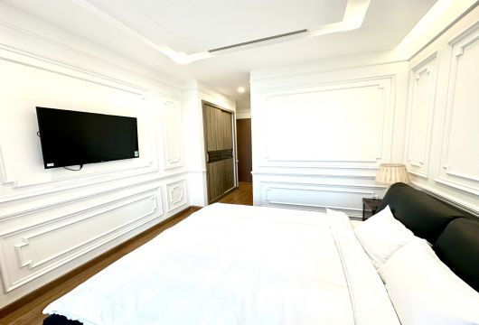 Apartment for rent in Vinhomes Metropolis