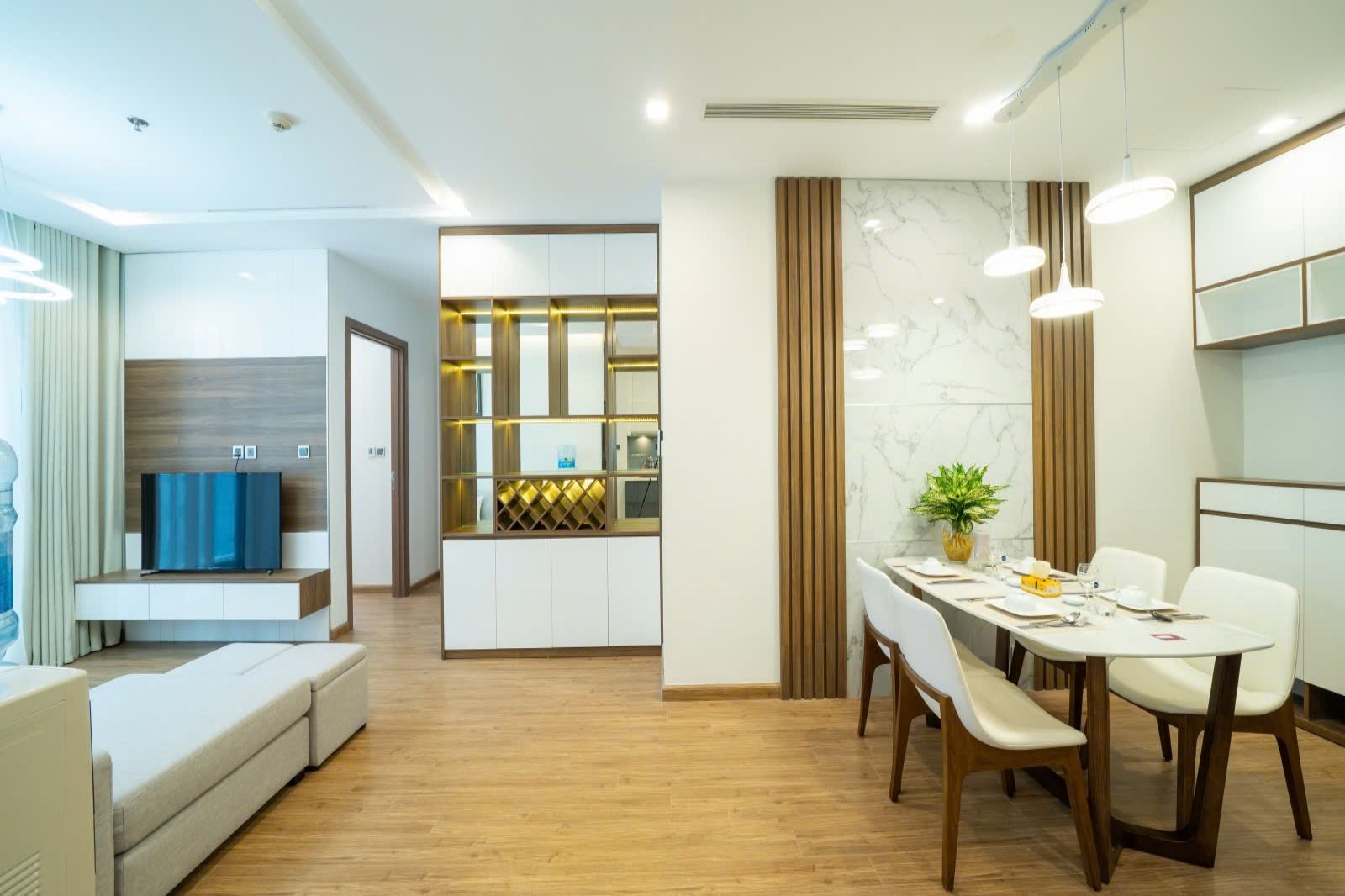 Apartment for rent in Vinhomes Metropolis