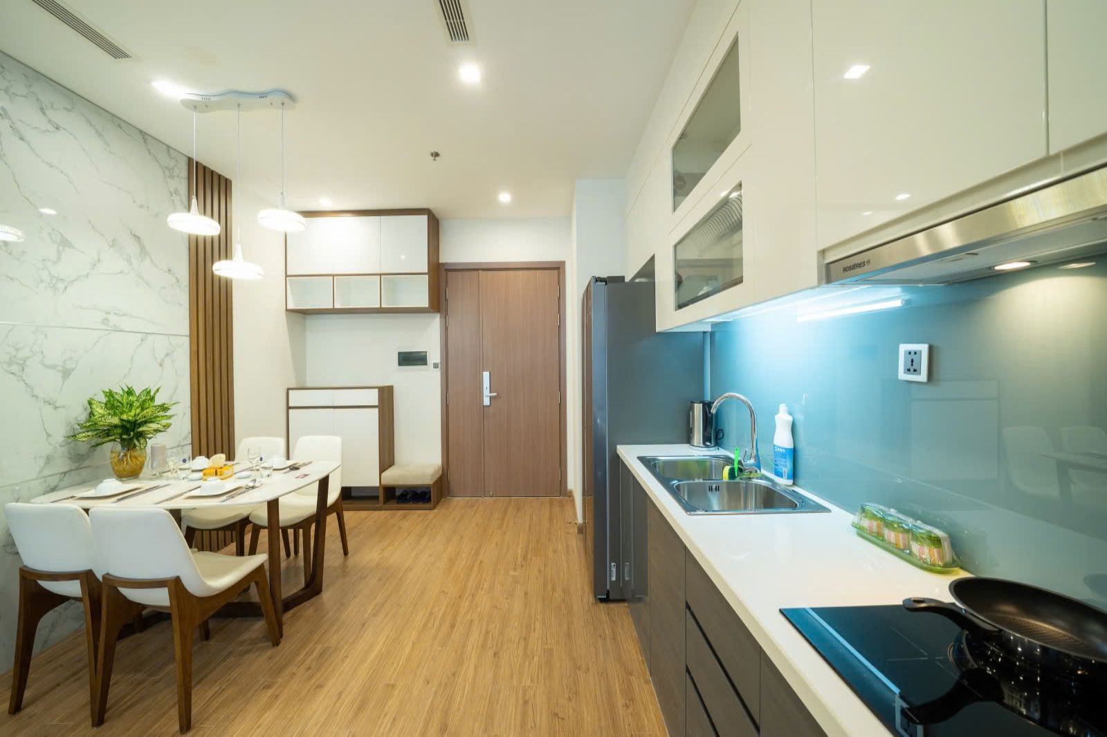 Apartment for rent in Vinhomes Metropolis
