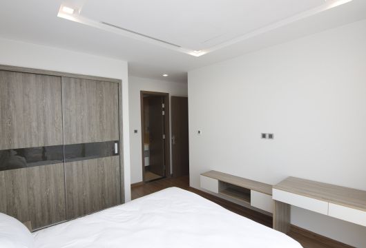 Apartment for rent in Vinhomes Metropolis