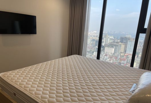 Apartment for rent in Vinhomes Metropolis