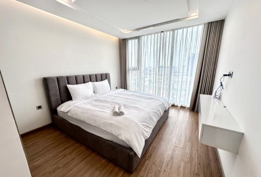 Apartment for rent in Vinhomes Metropolis