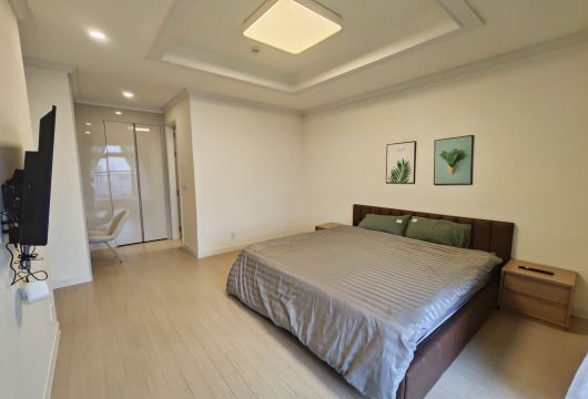 Starlake 3-Bedroom Apartment for Rent in Hanoi - Fully Furnished