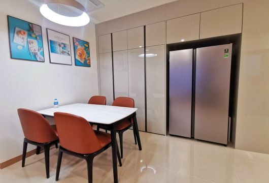Spacious Starlake 2 Bedroom, Fully Furnished Apartment, $1200/month
