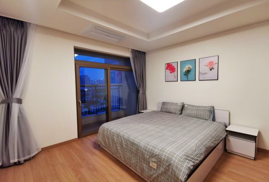 Spacious Starlake 2 Bedroom, Fully Furnished Apartment, $1200/month