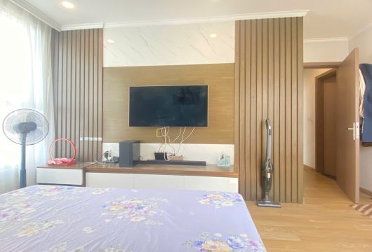 Family-Friendly 3-Bedroom Apartment in Vinhomes Gardenia – $1190