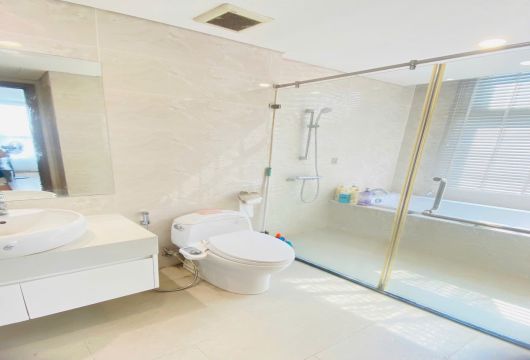 Family-Friendly 3-Bedroom Apartment in Vinhomes Gardenia – $1190