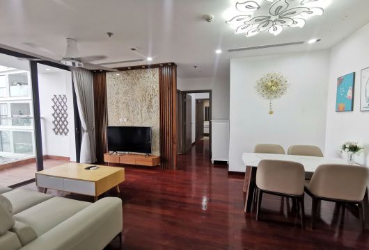 Luxury Apartment for Rent at Vinhomes Skylake, 3 Bedrooms, View of the Lake, $1100/month
