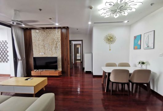 Luxury Apartment for Rent at Vinhomes Skylake, 3 Bedrooms, View of the Lake, $1100/month