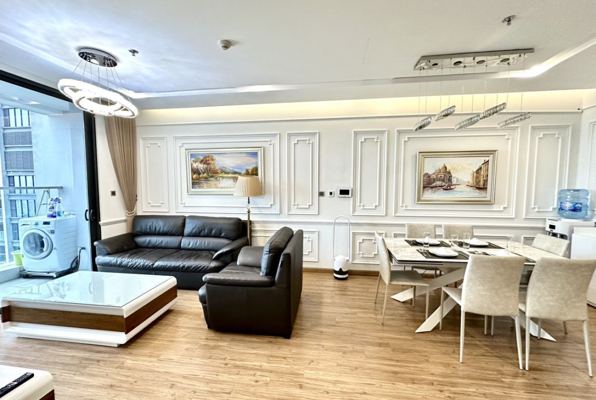 Apartment for rent in Vinhomes Metropolis