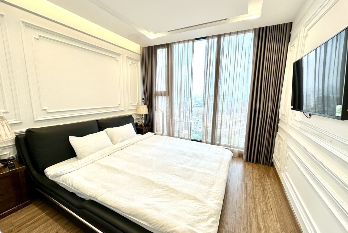 Apartment for rent in Vinhomes Metropolis
