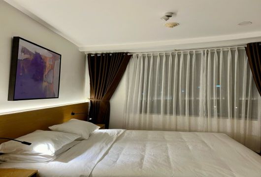 2-Bedroom Luxury Apartment for Rent at Indochina Plaza, Cau Giay, Hanoi