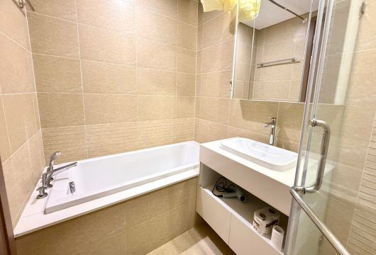 Luxury Apartment for Rent in Hanoi | Vinhomes Metropolis 2BR – Expat-Friendly Living