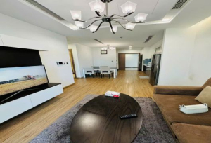 Luxury 1BR Apartment at Vinhomes Metropolis, 55m², Fully Furnished