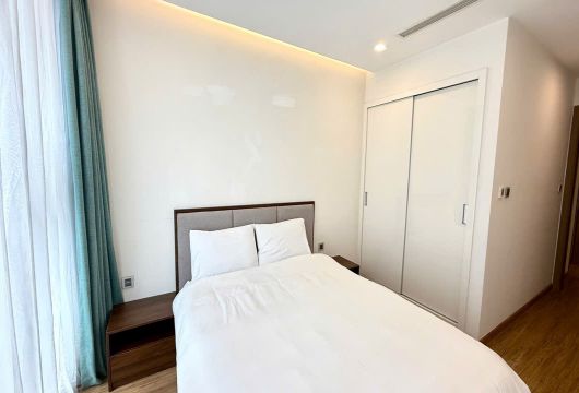 Luxury Apartment for Rent in Hanoi | Vinhomes Metropolis 2BR – Expat-Friendly Living