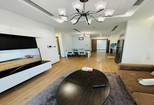 Luxury 1BR Apartment at Vinhomes Metropolis, 55m², Fully Furnished