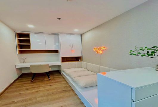 Fully Furnished 1 Bedroom Apartment in Tay Mo, Hanoi – Vinhomes Smart City