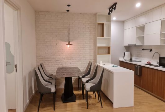 ハノイ賃貸アパート｜コスモ西湖の2ベッドルーム｜84㎡・月額800USD