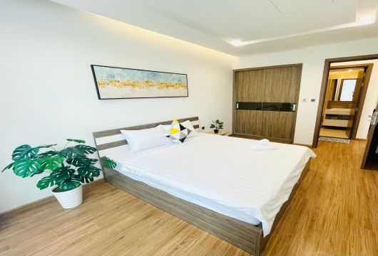 Affordable 1-Bedroom Apartment for Rent at Vinhomes Metropolis, Hanoi – 1000 USD/Month