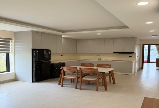 Affordable 2-Bedroom Service Apartment for Rent in Hanoi, 550USD/Month