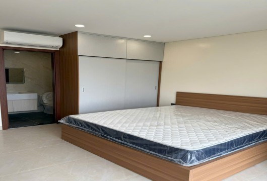 Affordable 2-Bedroom Service Apartment for Rent in Hanoi, 550USD/Month