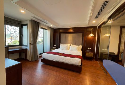Modern 1BR Apartment in Hai Ba Trung – $1200/month, Fully Furnished