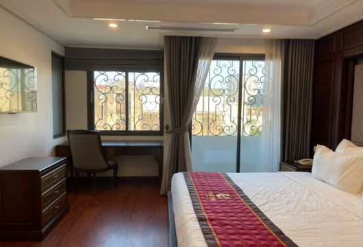 Modern 1BR Apartment in Hai Ba Trung – $1200/month, Fully Furnished