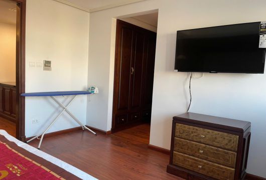 Modern 1BR Apartment in Hai Ba Trung – $1200/month, Fully Furnished