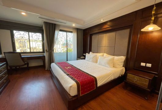 Modern 1BR Apartment in Hai Ba Trung – $1200/month, Fully Furnished