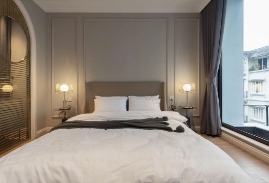 Fully Furnished Apartment for Rent in Hoan Kiem – 1 Bedroom, $850/month, Prime Location