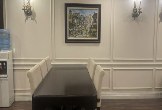 Expat-Friendly 1BR Serviced Apartment in Hai Ba Trung – Budget Option