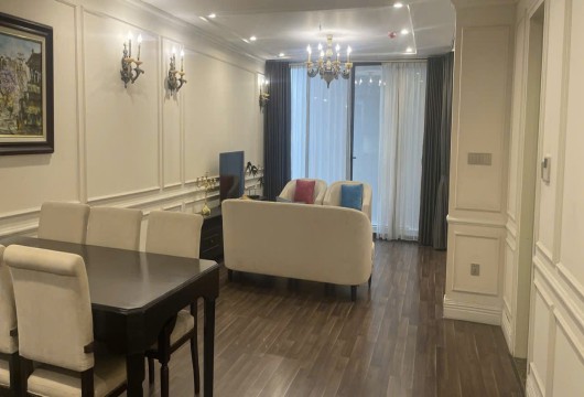 Expat-Friendly 1BR Serviced Apartment in Hai Ba Trung – Budget Option