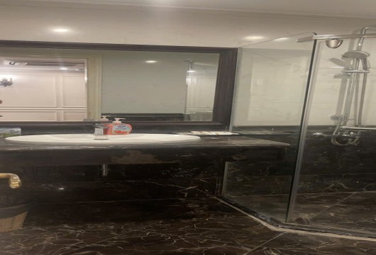 Expat-Friendly 1BR Serviced Apartment in Hai Ba Trung – Budget Option