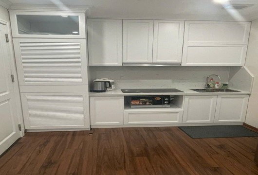 Ideal Apartment for Japanese Expats – 1 Bedroom in Linh Lang, Hanoi for $800