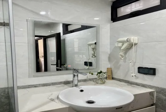 Vinhomes Skylake Furnished 3BR Apartment for Rent – 2 Bathrooms, 112m²