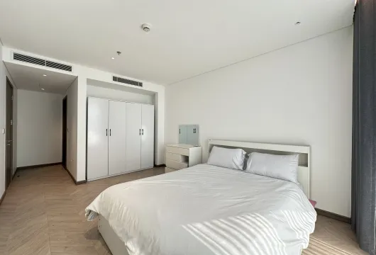 Spacious 3BR Apartment at Han Jardin Tay Ho, Hanoi for Expats – $1,350/month
