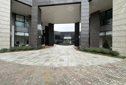 Spacious 3BR Apartment at Starlake Tay Ho, Hanoi for Expats – $1,550/month