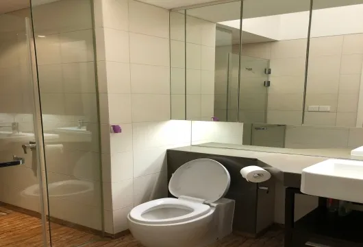 Spacious 3BR Apartment at Indochina Plaza, Hanoi – Ideal for Expats, $1,450/month