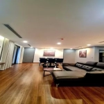 Luxury 3-bedroom apartment for rent at Green Diamond, 93 Láng Hạ, 143m², fully furnished with living room, bedroom, kitchen, bathroom, and balcony.