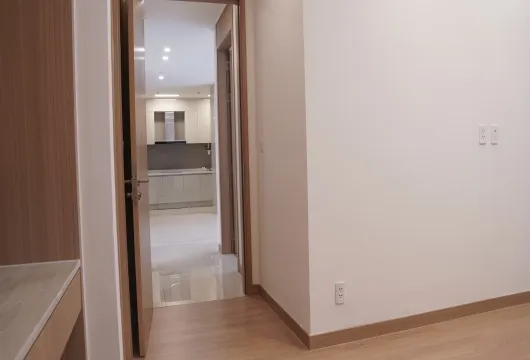 Modern 2-bedroom apartment for rent at Starlake Tay Ho Tay, opposite Korean Embassy, near West Lake, Hanoi