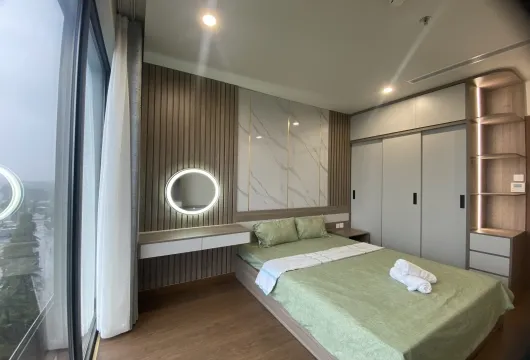Fully furnished 2-bedroom apartment with lake view at The Matrix One Me Tri, opposite park, near My Dinh Stadium, Hanoi
