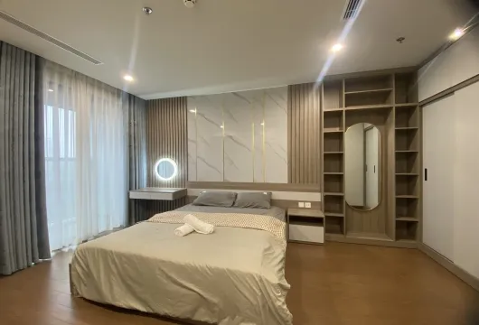 Fully furnished 2-bedroom apartment with lake view at The Matrix One Me Tri, opposite park, near My Dinh Stadium, Hanoi