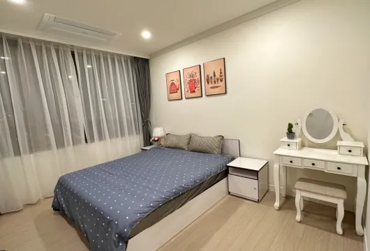 High-floor 3-bedroom apartment for rent at Starlake Tay Ho Tay, opposite Korean Embassy, near West Lake, Hanoi